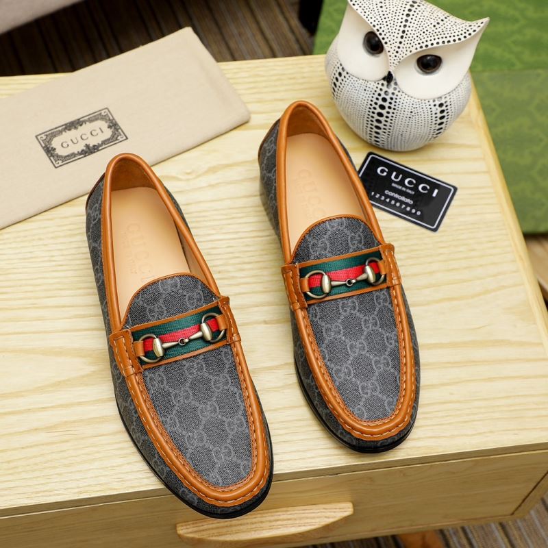 G*u*i leather shoes